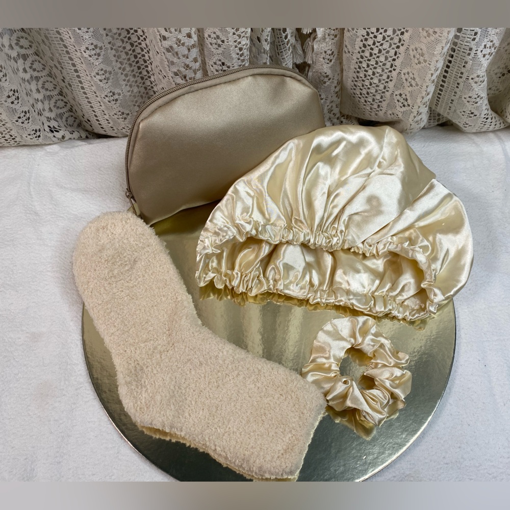 Satin Haircare Set with Fuzzy Socks